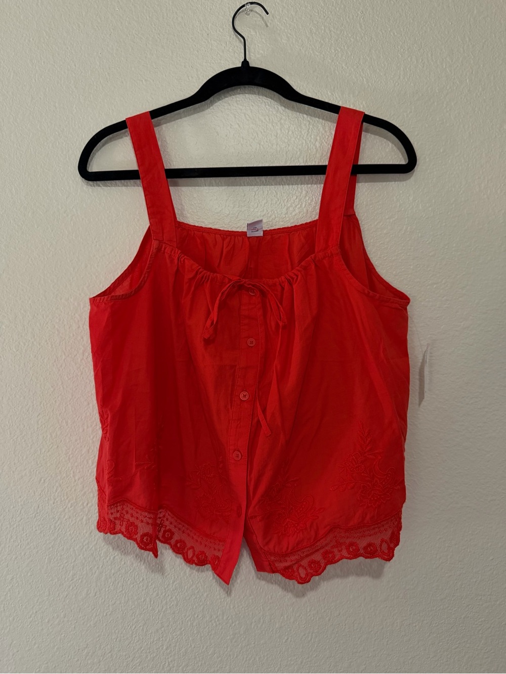 Old Navy Red Sleeveless Button-Front Camisole with Embroidered Hem